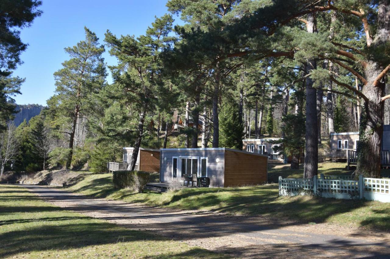 Camping Domaine Du Lac Chambon Мюроль Экстерьер фото